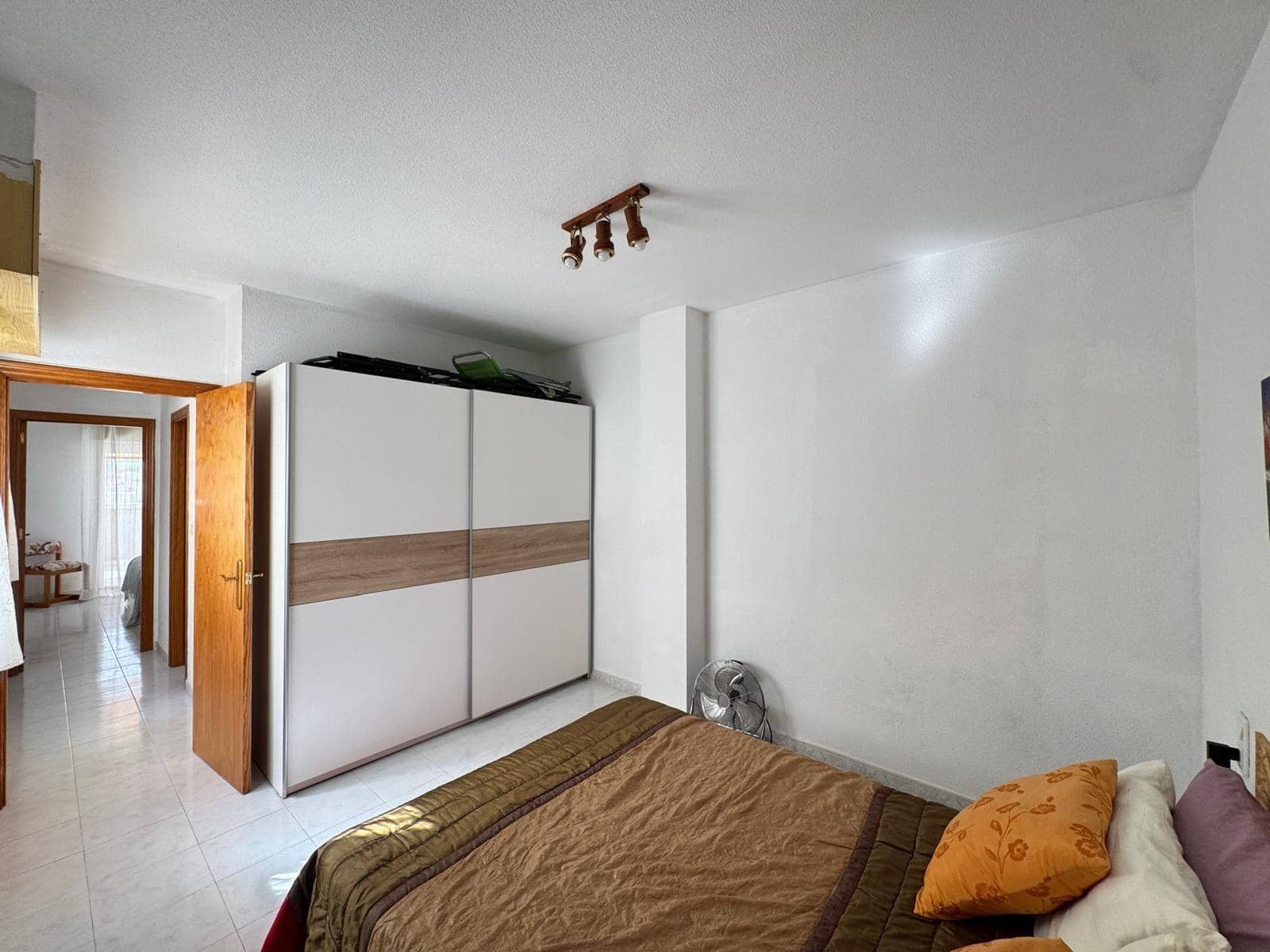 3 sypialnia Penthouse na sprzedaż w Torrevieja z garażem - 210 000 € (Ref: 9248289)