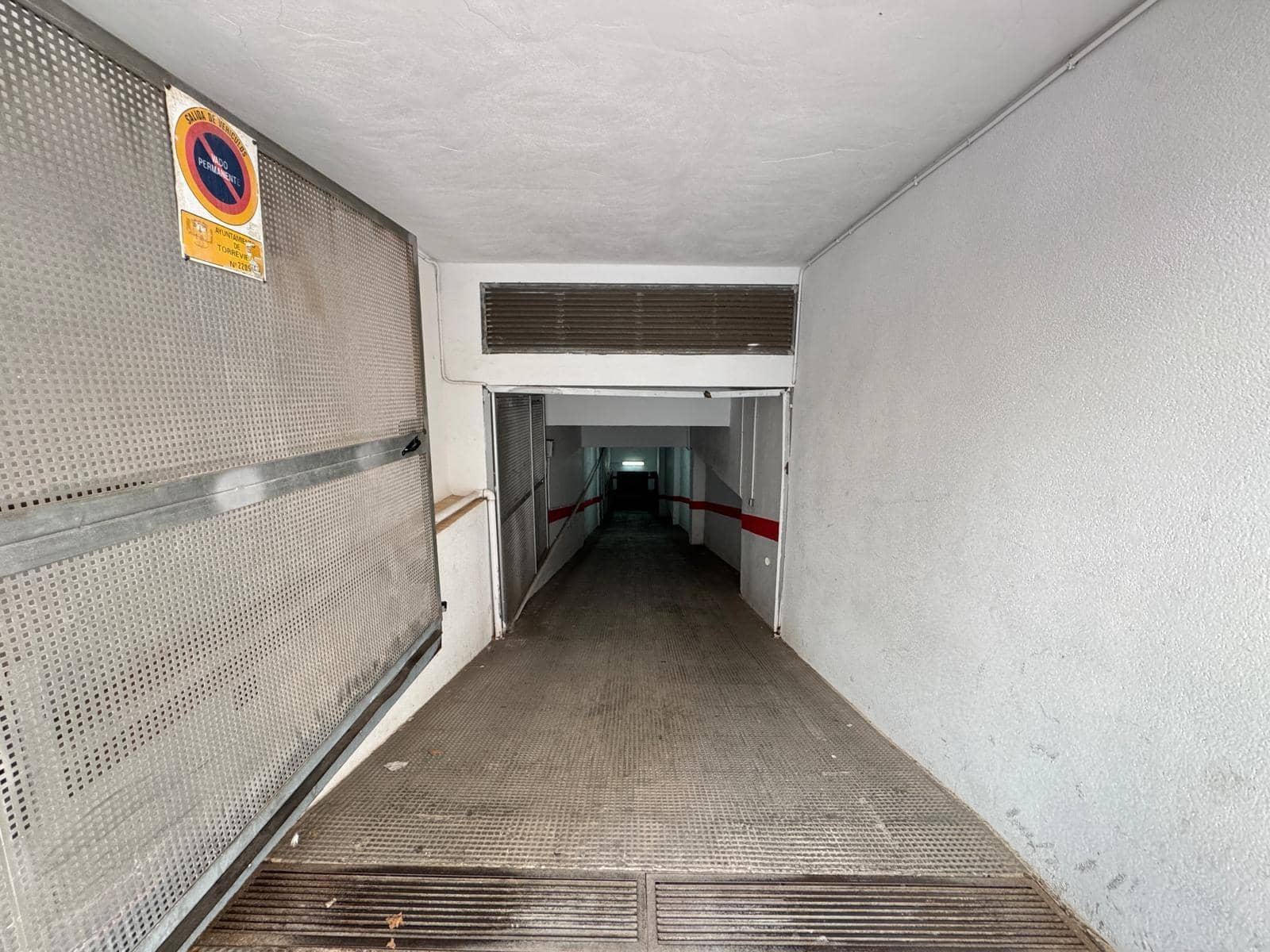 3 sypialnia Penthouse na sprzedaż w Torrevieja z garażem - 210 000 € (Ref: 9248289)