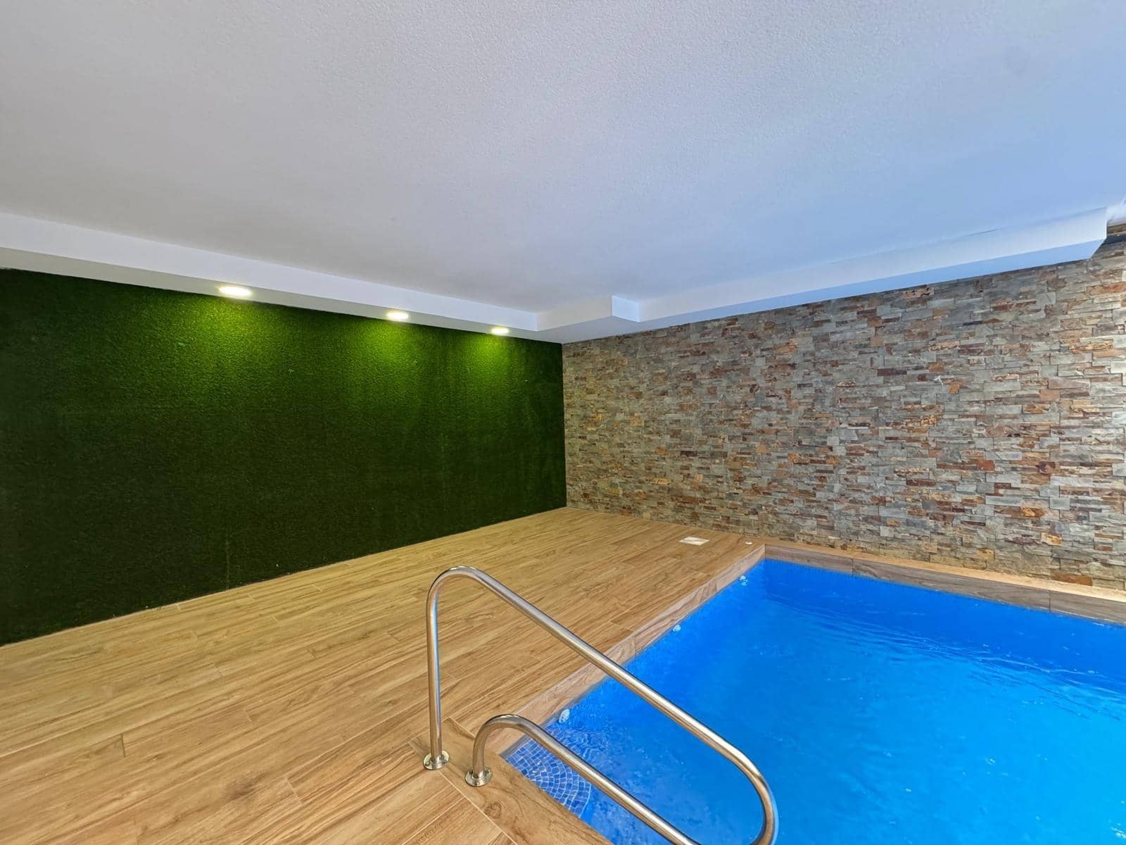 2 camera da letto Appartamento in vendita in Torrevieja con piscina - 235.000 € (Rif: 9248290)