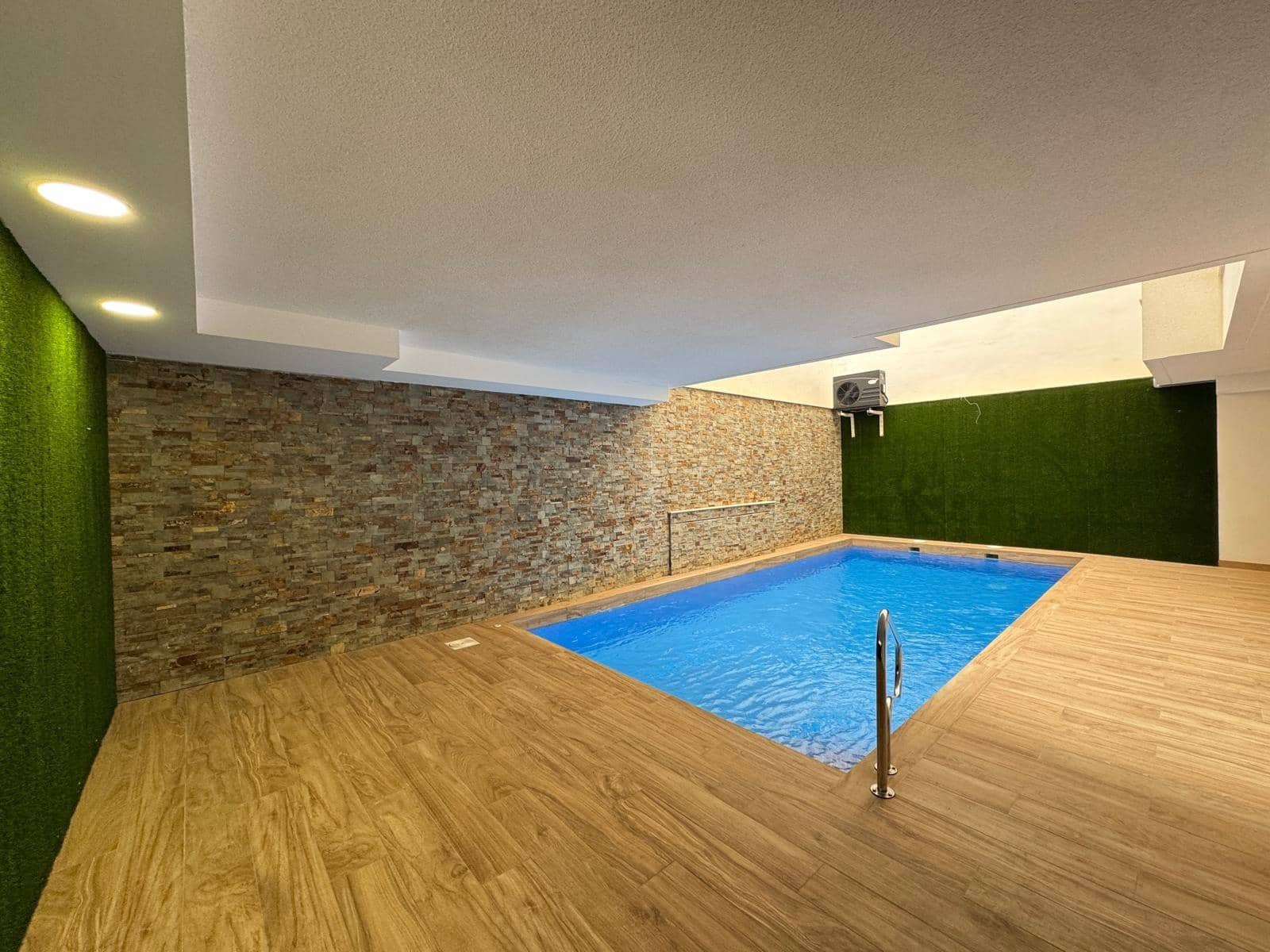 2 camera da letto Appartamento in vendita in Torrevieja con piscina - 235.000 € (Rif: 9248290)