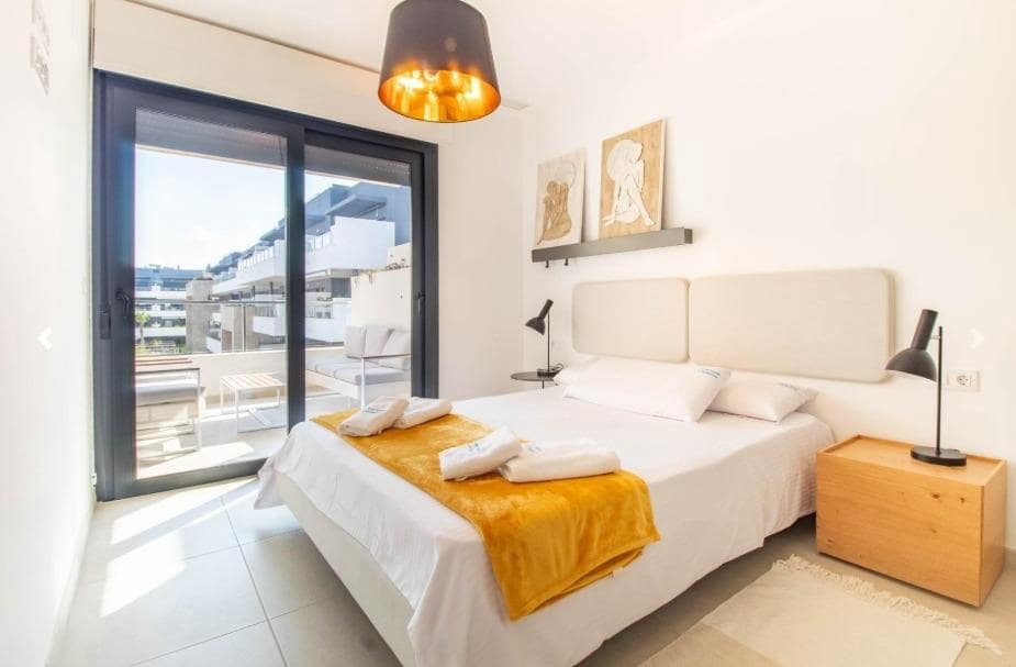 Apartamento de 2 habitaciones en Orihuela Costa en venta con piscina - 425.000 € (Ref: 9262809)