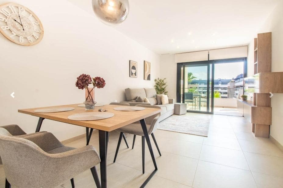 Apartamento de 2 habitaciones en Orihuela Costa en venta con piscina - 425.000 € (Ref: 9262809)