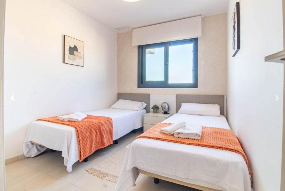 Apartamento de 2 habitaciones en Orihuela Costa en venta con piscina - 425.000 € (Ref: 9262809)