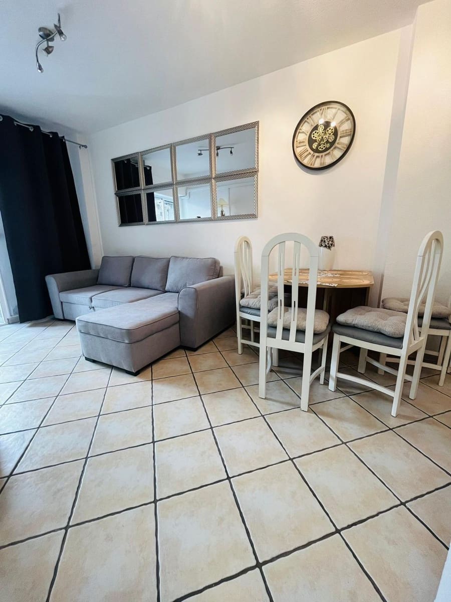 Apartamento de 1 habitación en Torrevieja en venta - 105.000 € (Ref: 9264361)