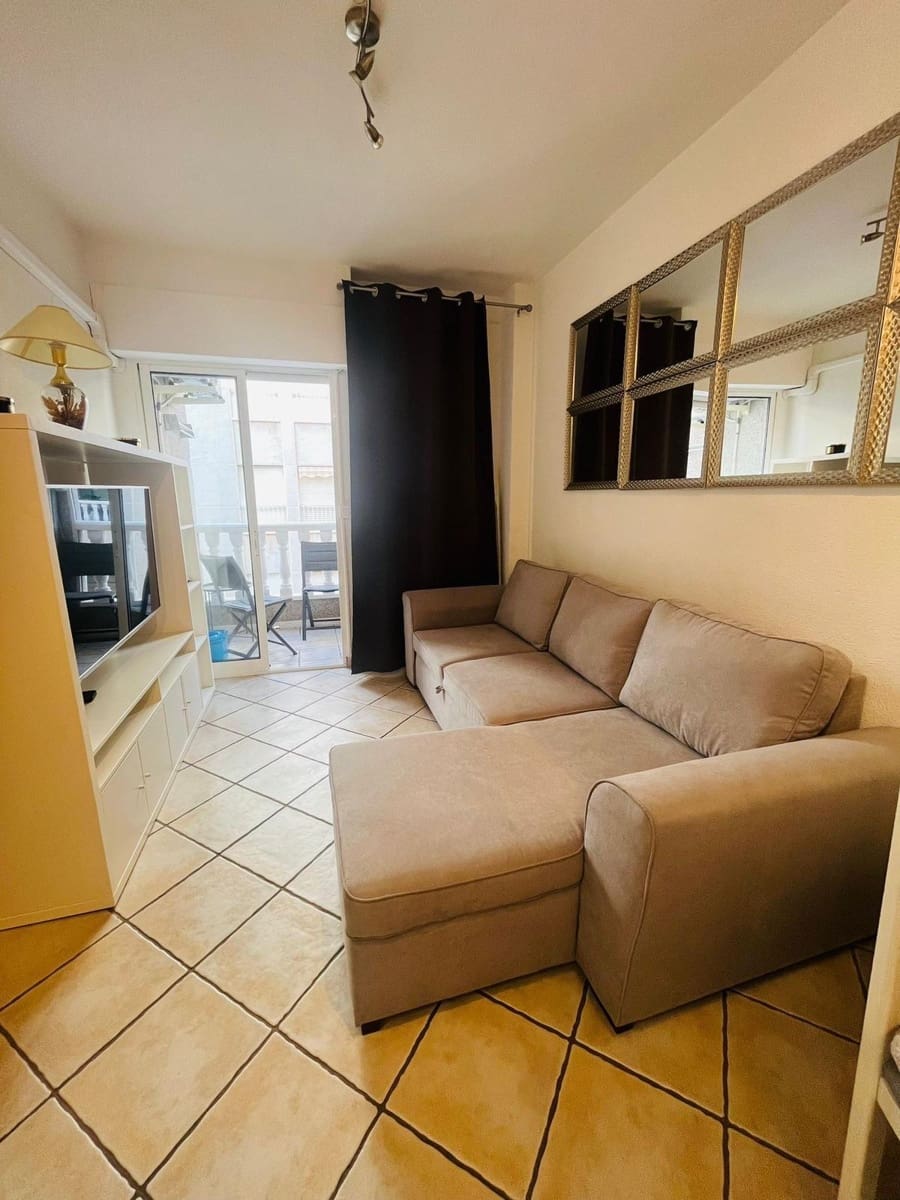 Apartamento de 1 habitación en Torrevieja en venta - 105.000 € (Ref: 9264361)