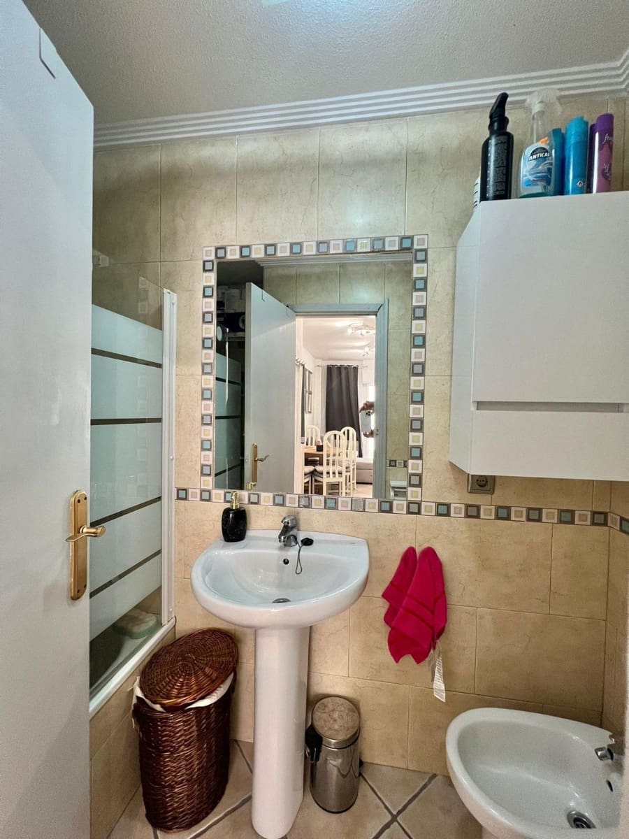 Apartamento de 1 habitación en Torrevieja en venta - 105.000 € (Ref: 9264361)