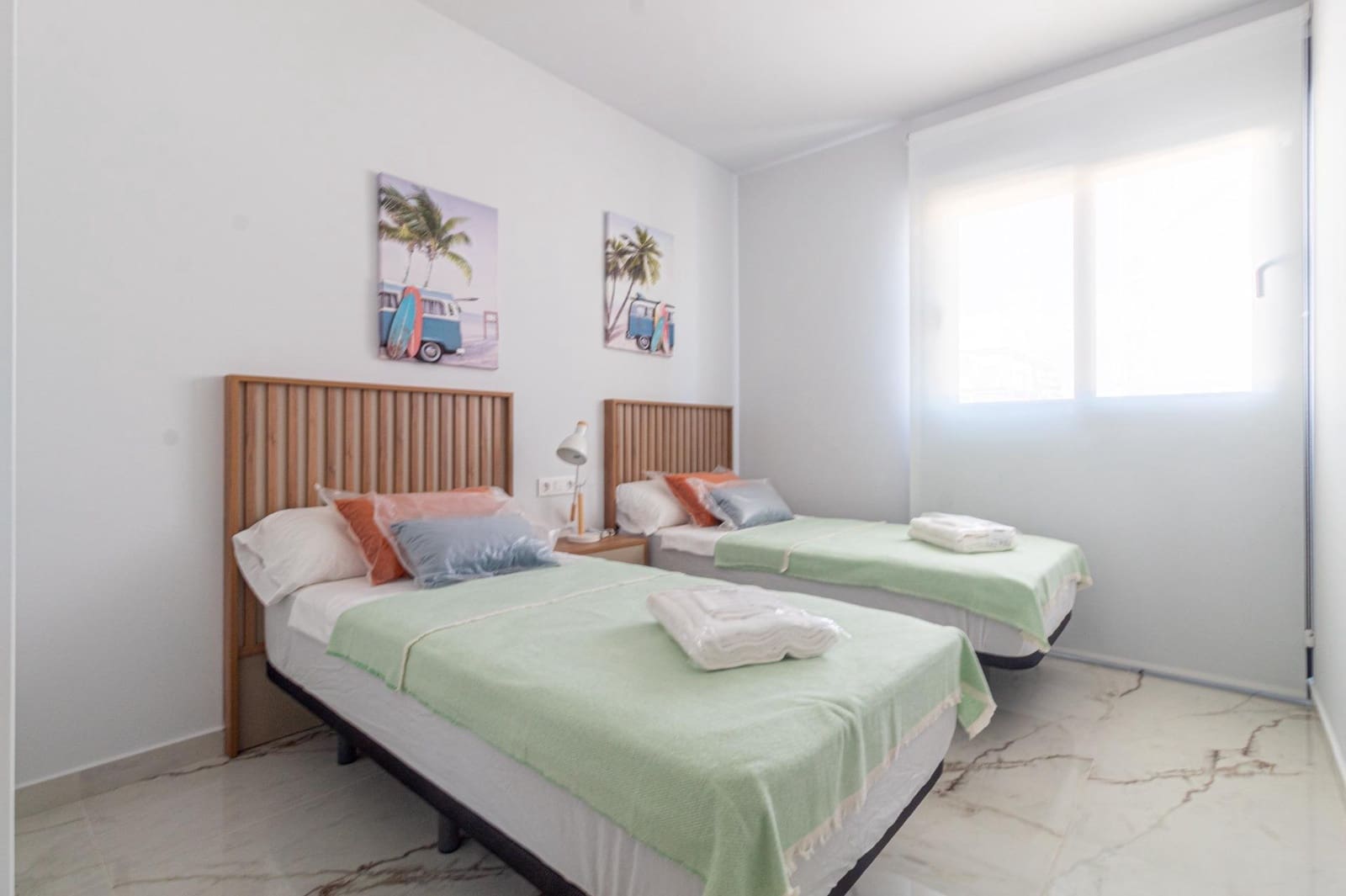 2 sypialnia Apartament na sprzedaż w Orihuela Costa z basenem garażem - 310 000 € (Ref: 9264364)