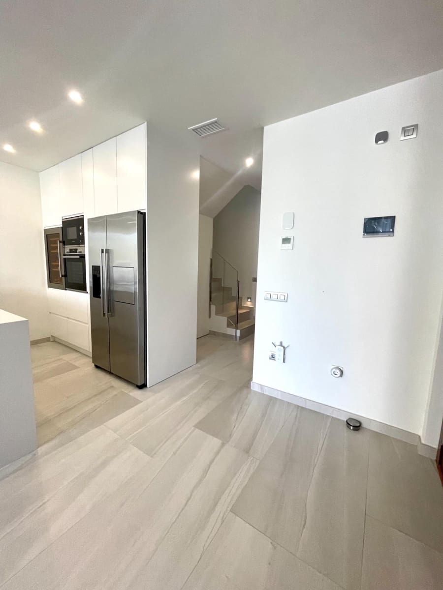 3 chambre Villa/Maison Semi-Mitoyenne à vendre à Finestrat - 595 999 € (Ref: 9264368)