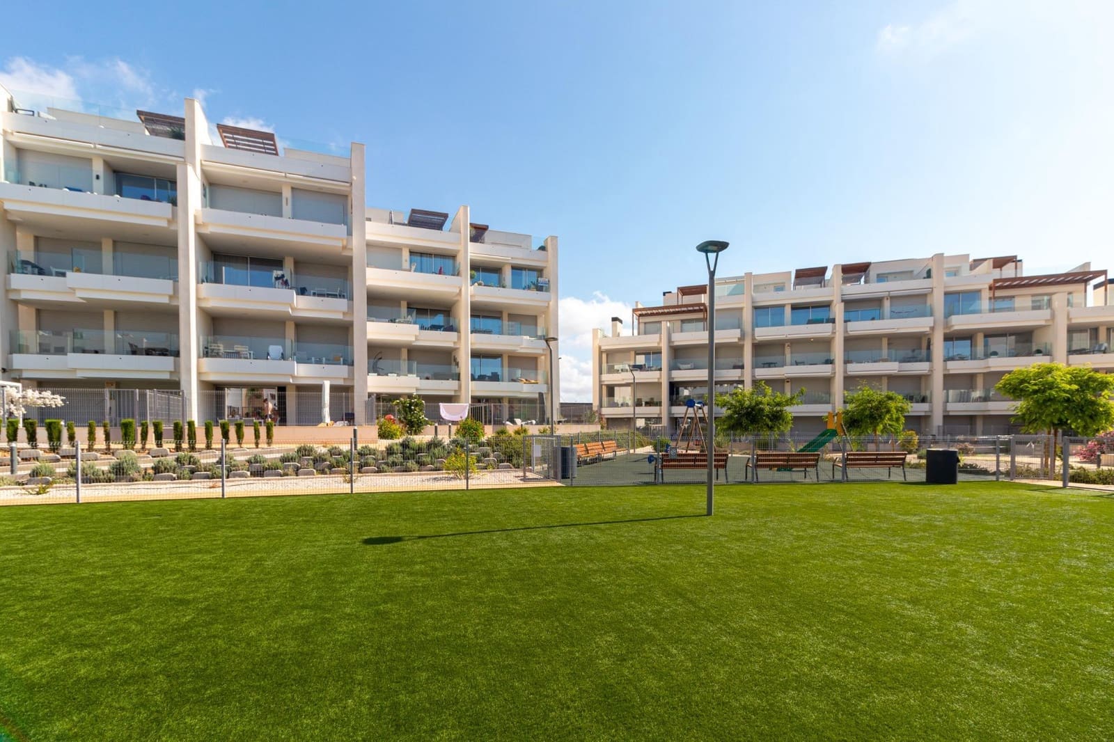 Ático de 2 habitaciones en Orihuela Costa en venta con piscina - 314.900 € (Ref: 9265445)