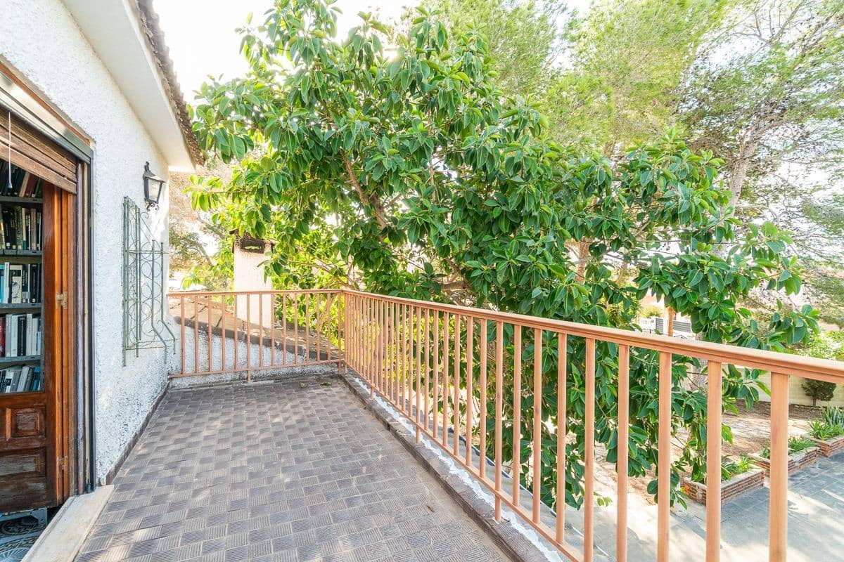 4 soverom Villa til salgs i Pinar de Campoverde med svømmebasseng garasje - € 450 000 (Ref: 9285393)