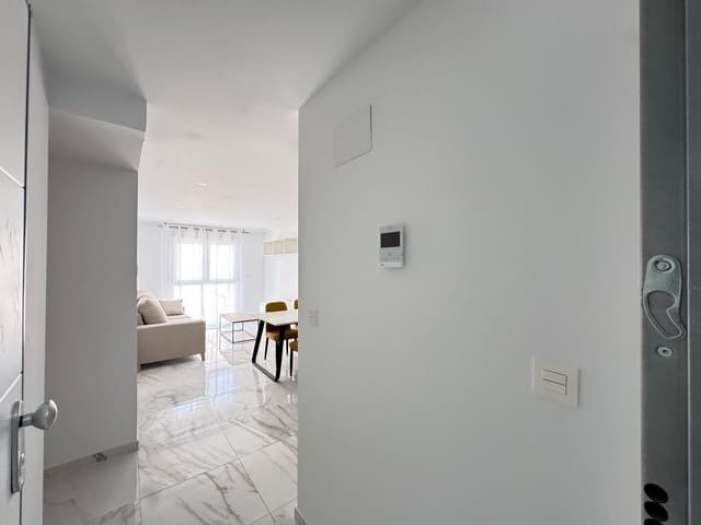 1 makuuhuone Huoneisto myytävänä paikassa Centro, Torrevieja - 159 900 € (Ref: 9288223)