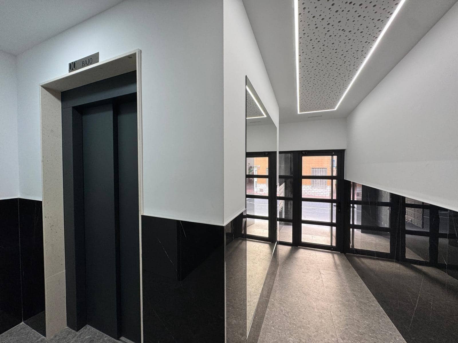 1 makuuhuone Huoneisto myytävänä paikassa Torrevieja - 159 900 € (Ref: 9288223)