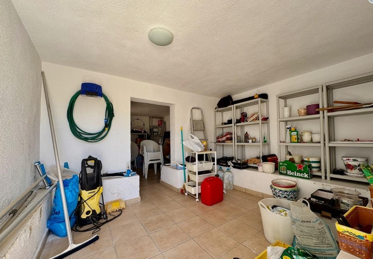 2 soverom Villa til salgs i Orihuela Costa med svømmebasseng garasje - € 435 000 (Ref: 9288229)