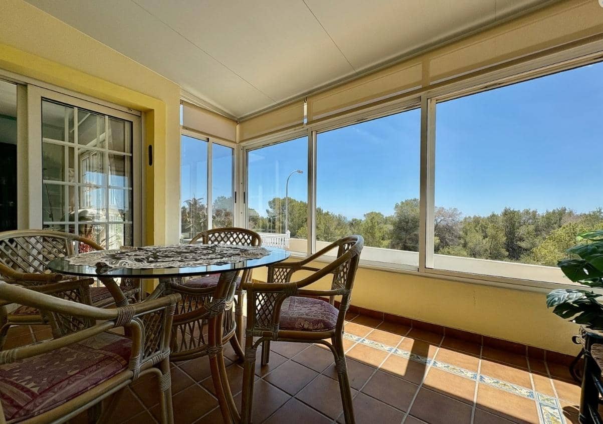 2 soverom Villa til salgs i Orihuela Costa med svømmebasseng garasje - € 435 000 (Ref: 9288229)