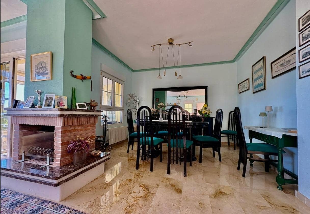 2 soverom Villa til salgs i Orihuela Costa med svømmebasseng garasje - € 435 000 (Ref: 9288229)