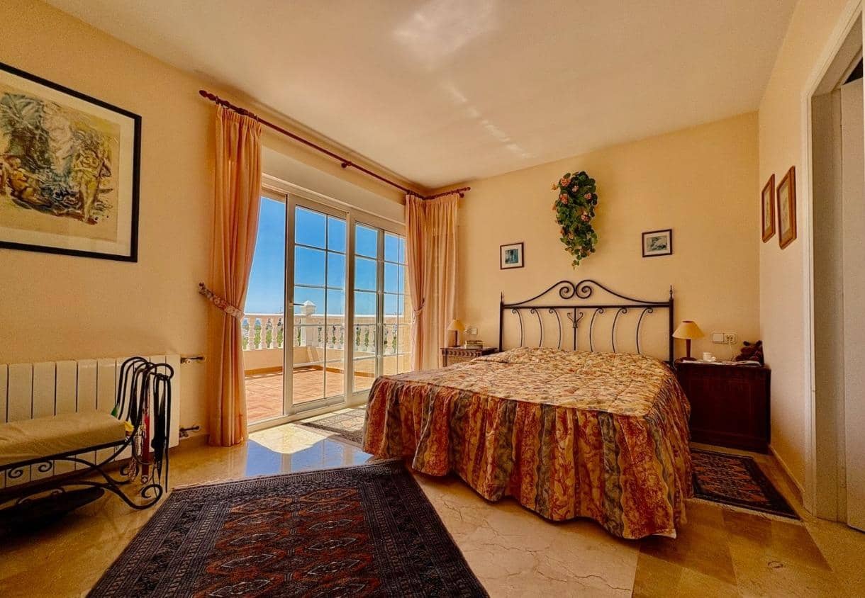 2 soverom Villa til salgs i Orihuela Costa med svømmebasseng garasje - € 435 000 (Ref: 9288229)