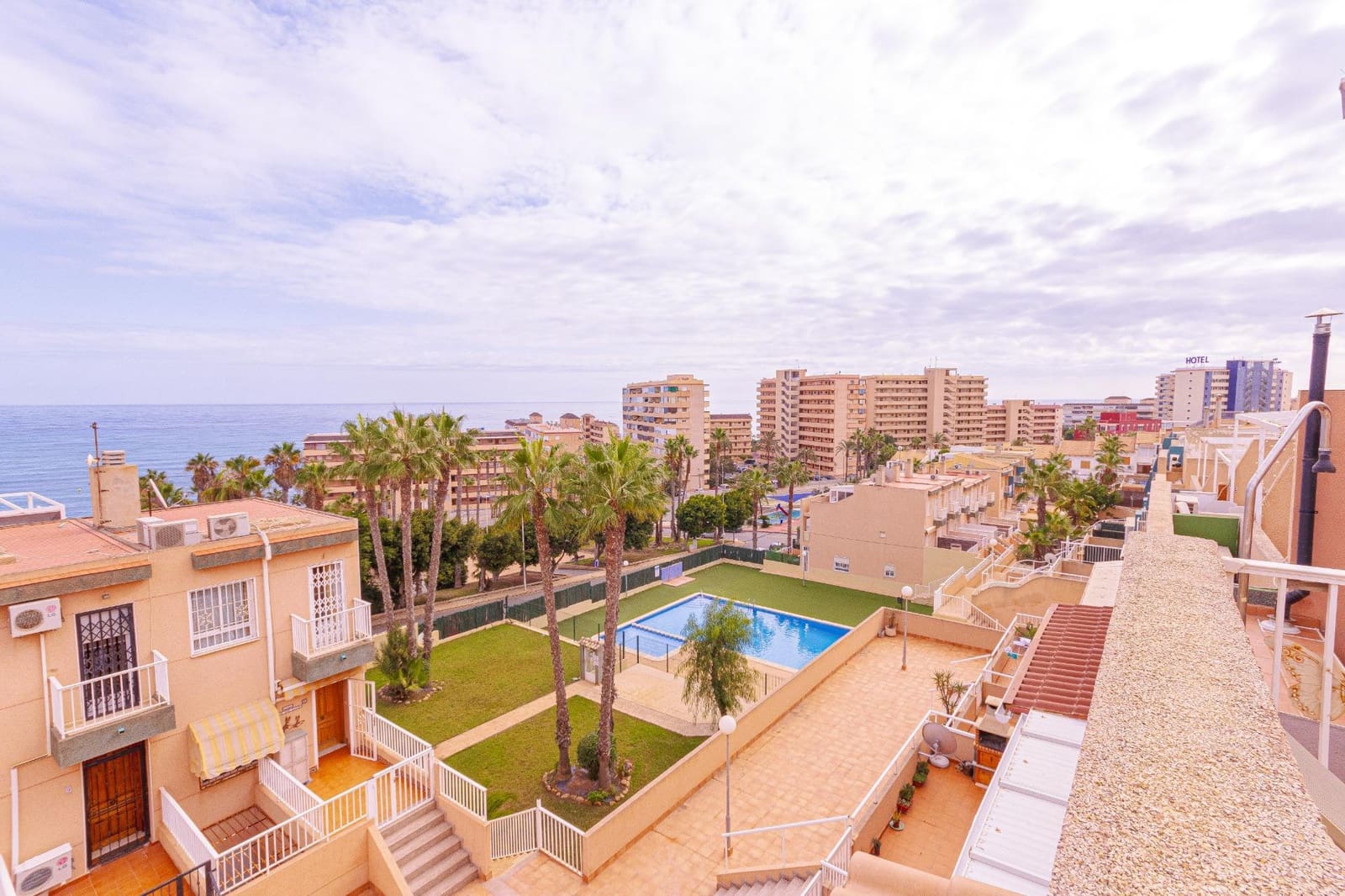 2 bedroom Apartment for rent in Torre del Moro with pool - € 1,000 (Ref: 9288233)