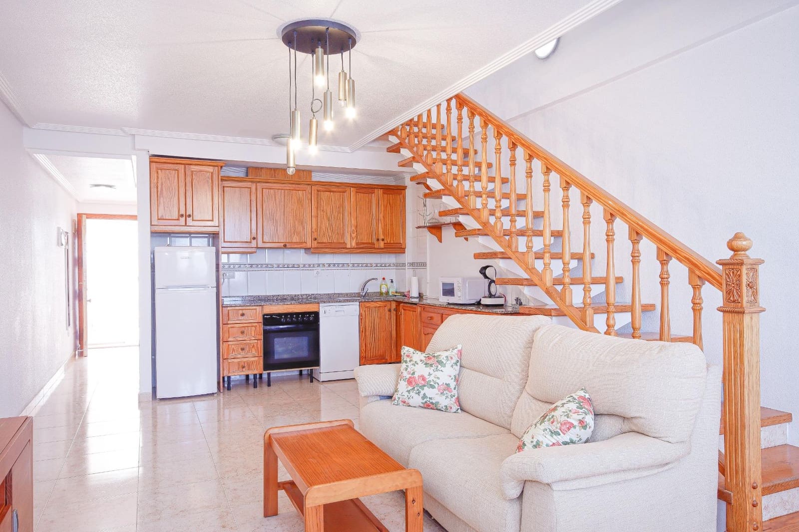 2 bedroom Apartment for rent in Torre del Moro with pool - € 1,000 (Ref: 9288233)