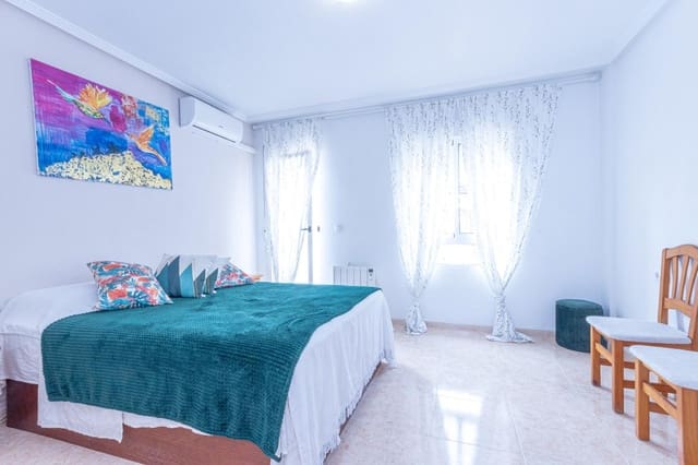 2 soverom Leilighet til leie i Torre del Moro, Torrevieja med svømmebasseng - € 1 000 (Ref: 9288233)