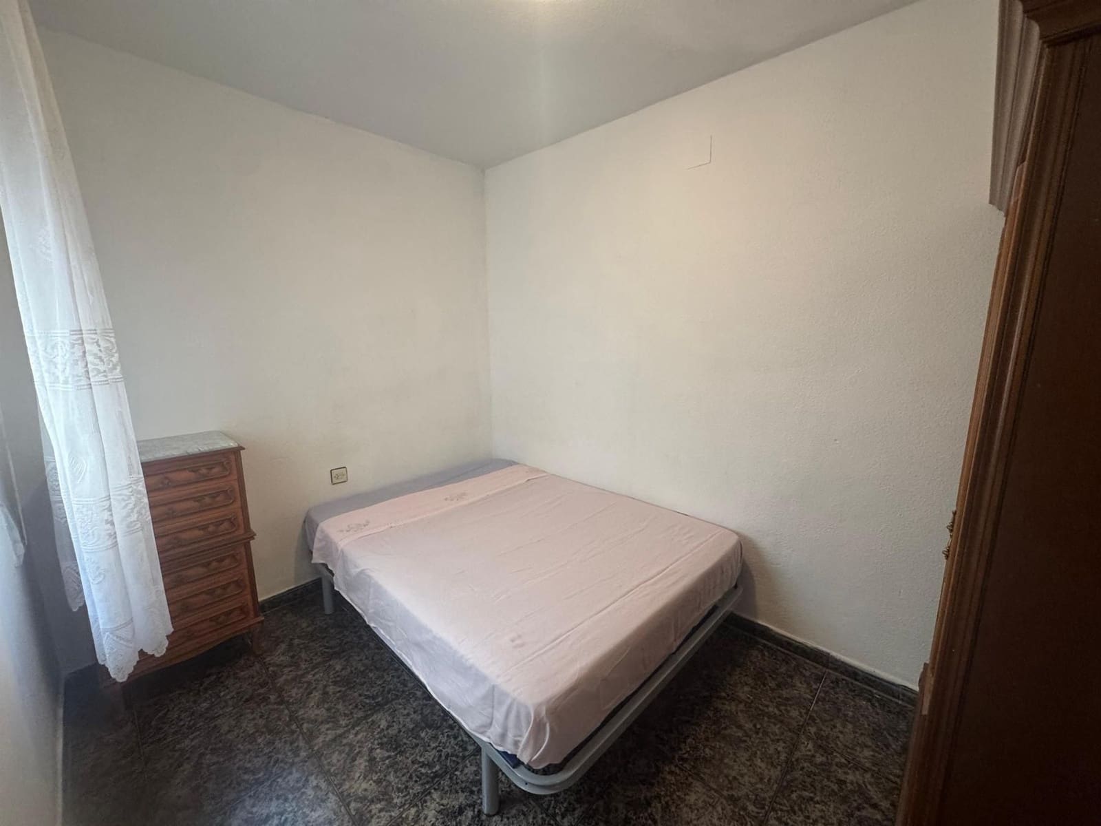 Apartamento de 3 habitaciones en Torrevieja en venta - 139.000 € (Ref: 9303748)