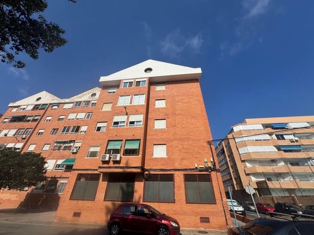 3 bedroom Apartment for sale in Playa del Acequión, Torrevieja - € 139,000 (Ref: 9303748)