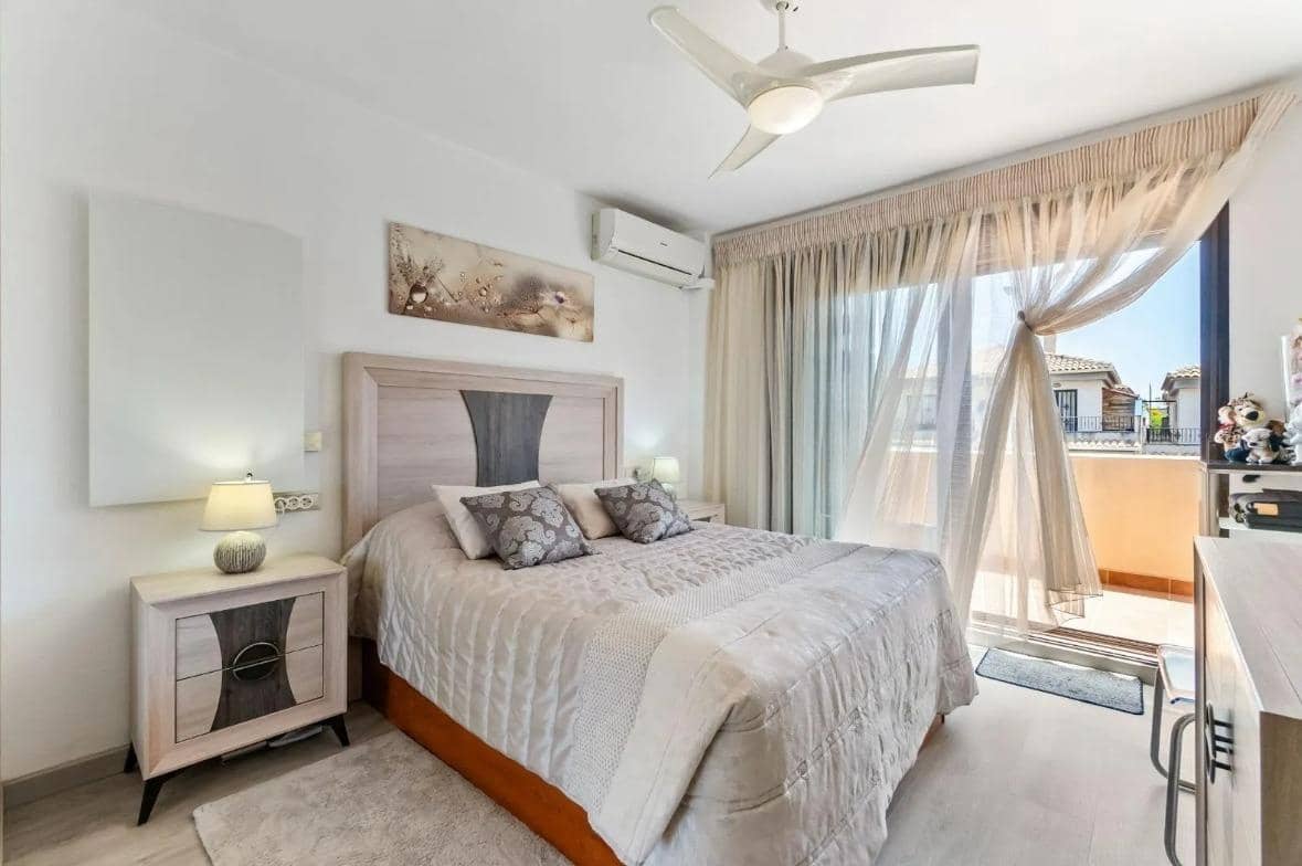 3 soverom Rekkehus til salgs i Aguas Nuevas med svømmebasseng - € 329 000 (Ref: 9306359)