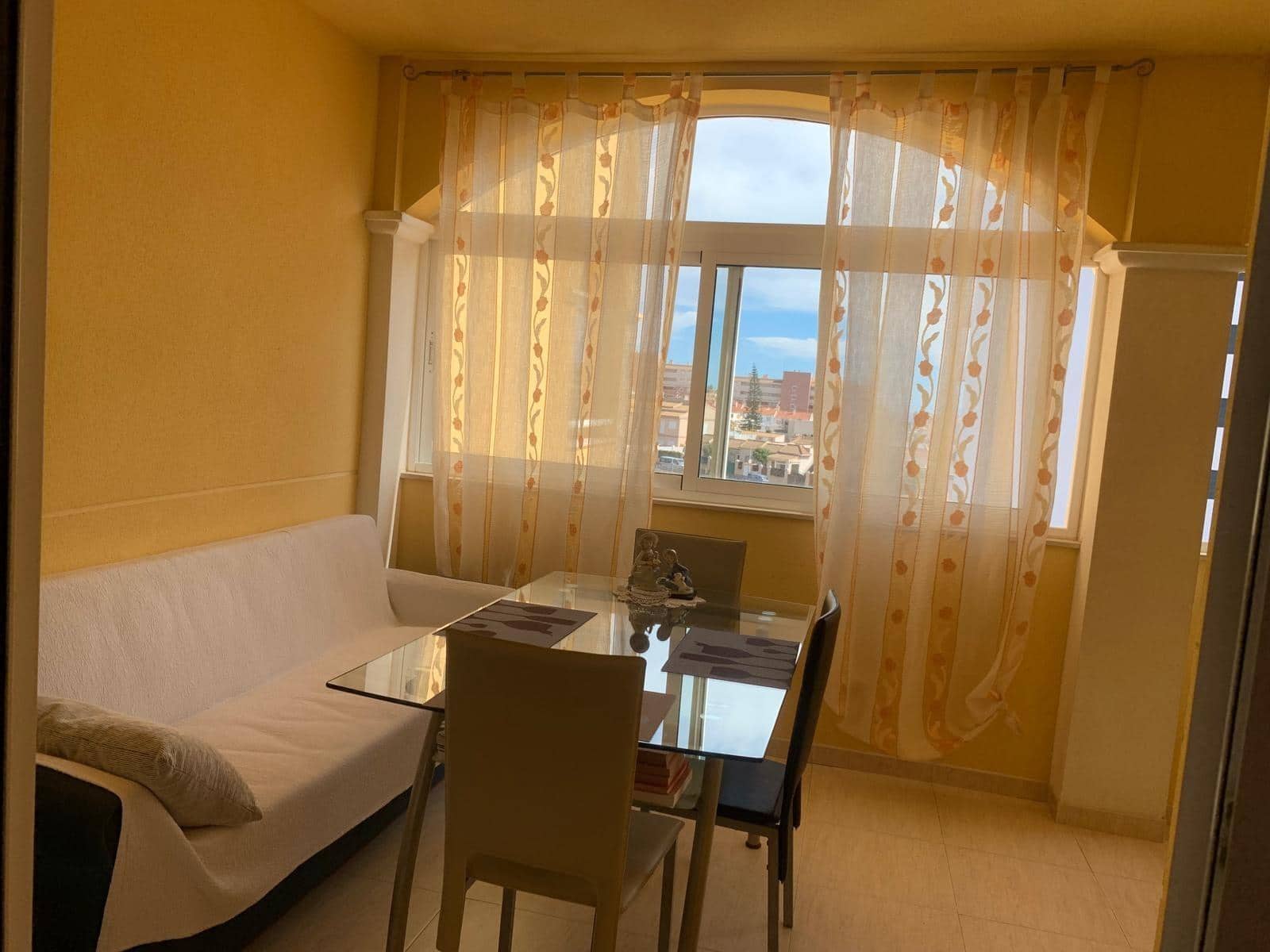 2 slaapkamer Appartement te koop in Torrevieja met zwembad - € 219.900 (Ref: 9322612)