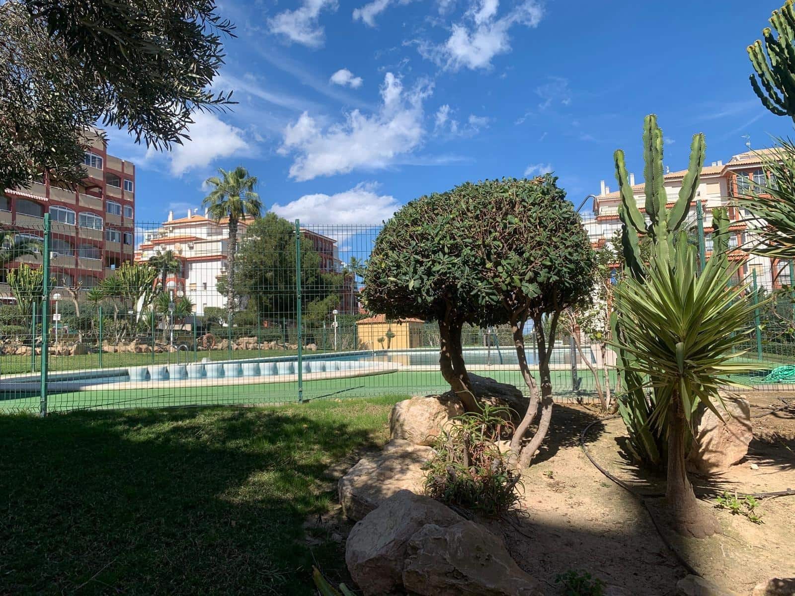2 slaapkamer Appartement te koop in Torrevieja met zwembad - € 219.900 (Ref: 9322612)