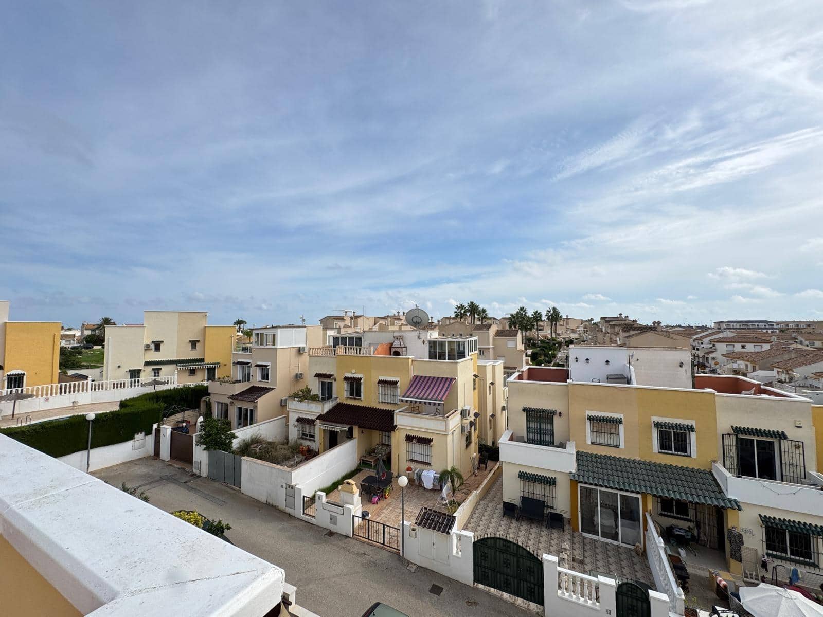 3 soverom Rekkehus til salgs i Los Altos med svømmebasseng - € 185 000 (Ref: 9322614)