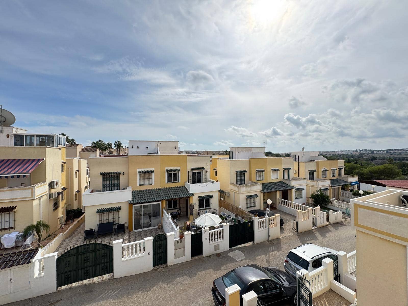 3 soverom Rekkehus til salgs i Los Altos med svømmebasseng - € 185 000 (Ref: 9322614)