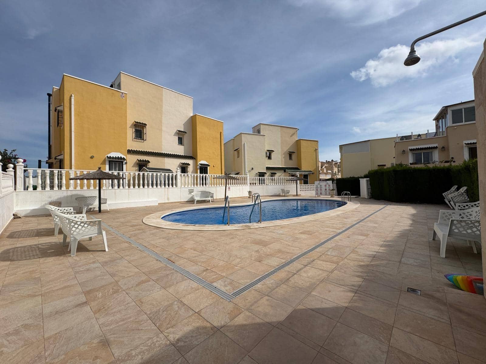 3 soverom Rekkehus til salgs i Los Altos med svømmebasseng - € 185 000 (Ref: 9322614)