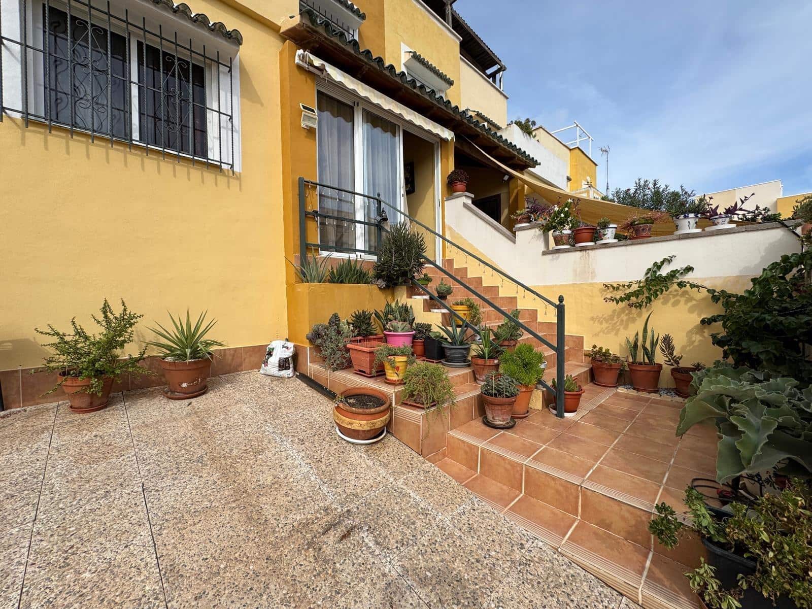 3 soverom Rekkehus til salgs i Los Altos med svømmebasseng - € 185 000 (Ref: 9322614)