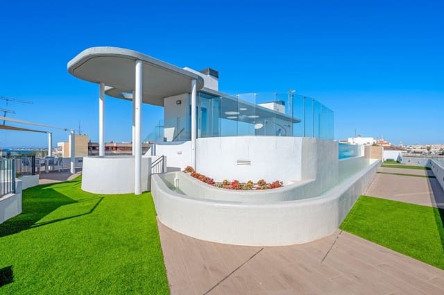 2 soverom Leilighet til salgs i Punta Prima, Torrevieja med svømmebasseng garasje - € 369 000 (Ref: 9322619)