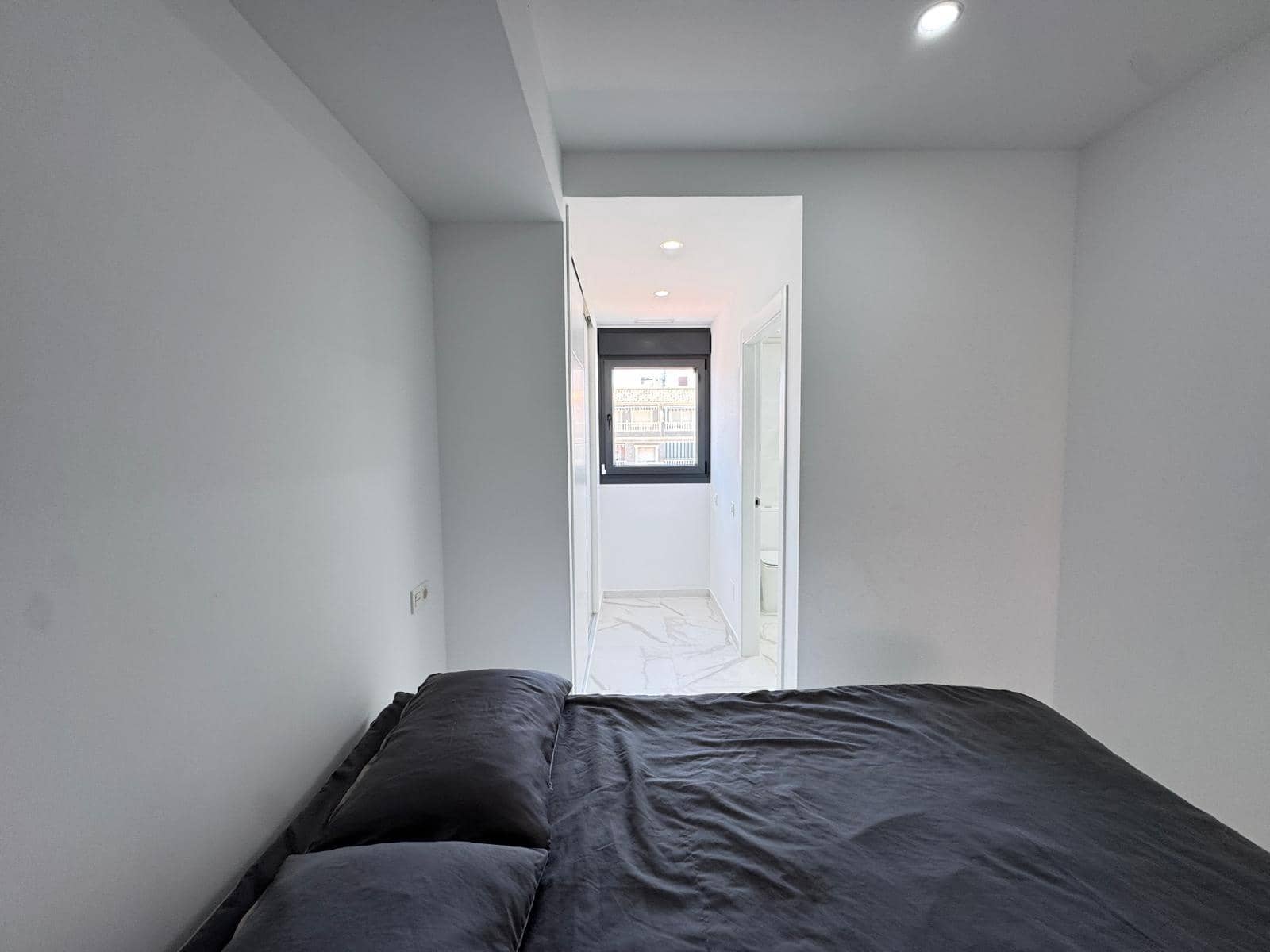 2 quarto Penthouse para venda em Torrevieja com piscina - 390 000 € (Ref: 9322621)