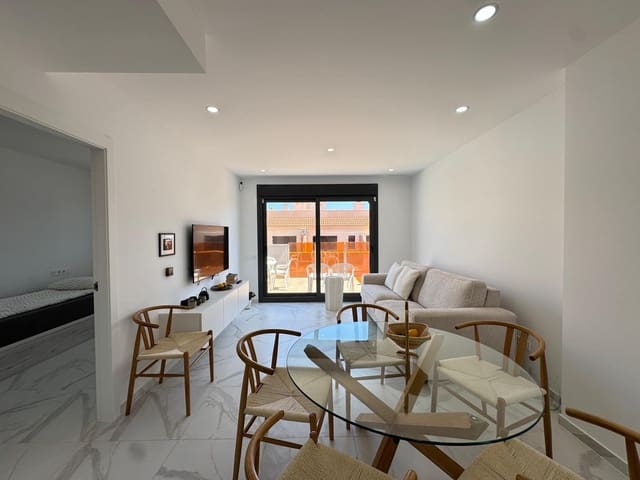 2 quarto Penthouse para venda em Playa del Cura, Torrevieja com piscina - 390 000 € (Ref: 9322621)