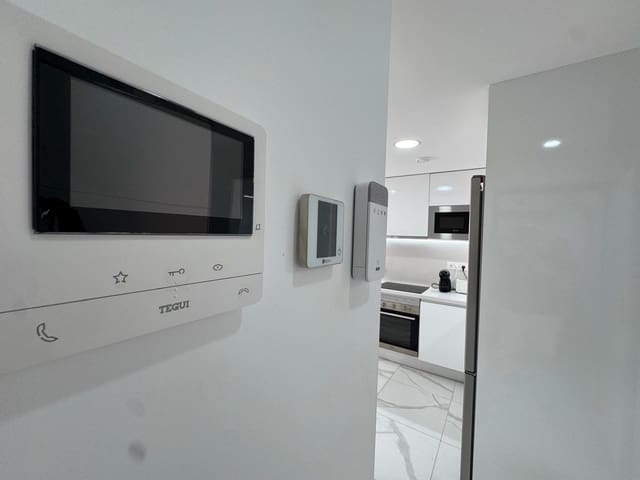 2 quarto Penthouse para venda em Playa del Cura, Torrevieja com piscina - 390 000 € (Ref: 9322621)