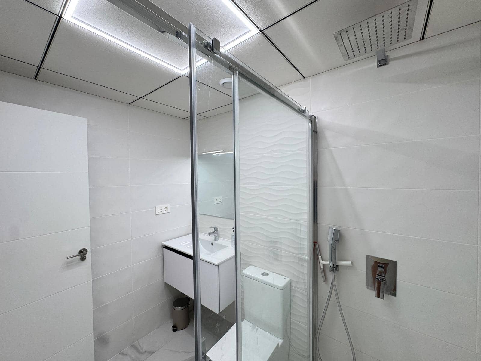 2 quarto Penthouse para venda em Torrevieja com piscina - 390 000 € (Ref: 9322621)