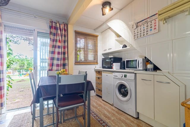 2 bedroom Townhouse for sale in La Siesta, Torrevieja with pool - € 164,900 (Ref: 9322624)