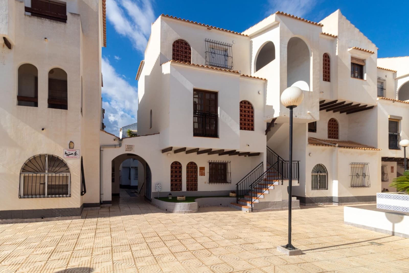 1 soveværelse Penthouse til salg i Torrevieja med swimmingpool - € 123.000 (Ref: 9326654)