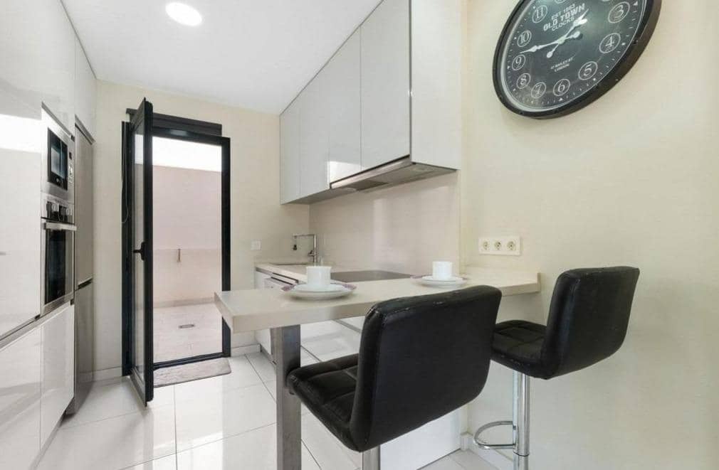 2 quarto Apartamento para venda em La Florida com piscina - 225 000 € (Ref: 9347658)
