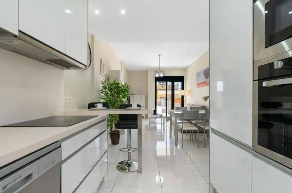 2 quarto Apartamento para venda em La Florida com piscina - 225 000 € (Ref: 9347658)