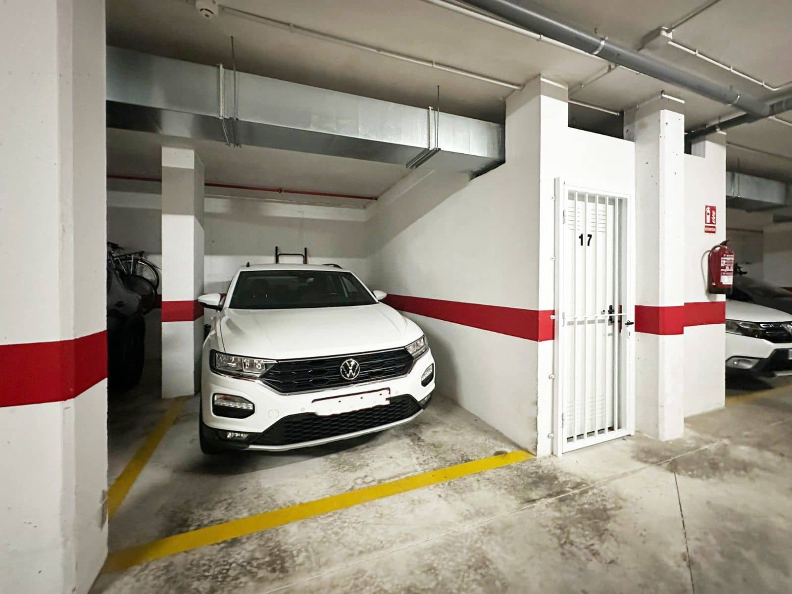 Apartamento de 3 habitaciones en El Raso en venta con piscina garaje - 299.000 € (Ref: 9376755)