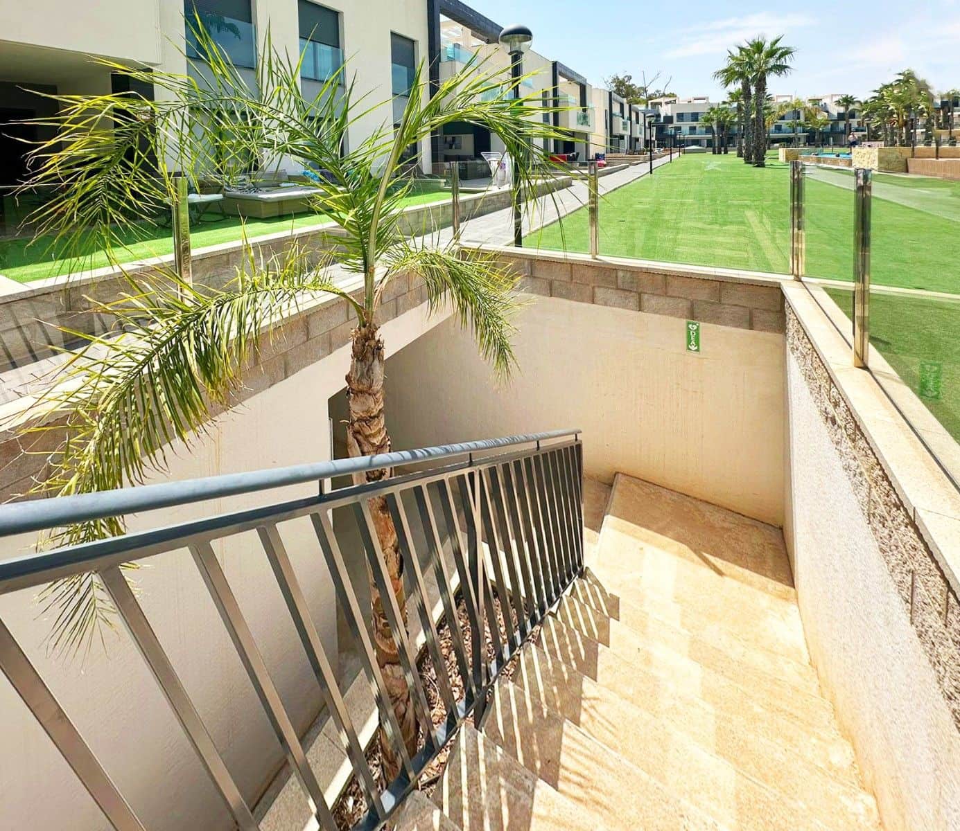 Apartamento de 3 habitaciones en El Raso en venta con piscina garaje - 299.000 € (Ref: 9376755)