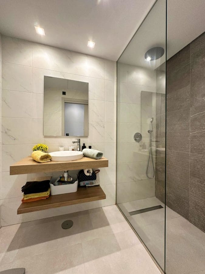 Apartamento de 3 habitaciones en El Raso en venta con piscina garaje - 299.000 € (Ref: 9376755)