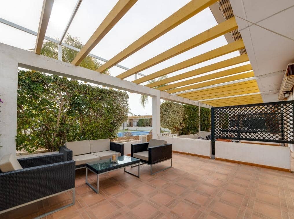 2 sovrum Hus till salu i Pilar de la Horadada med pool - 234 900 € (Ref: 9376796)