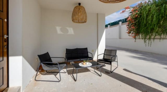 4 camera da letto Villa in vendita in Ciudad Quesada, Rojales con piscina - 549.000 € (Rif: 9377904)