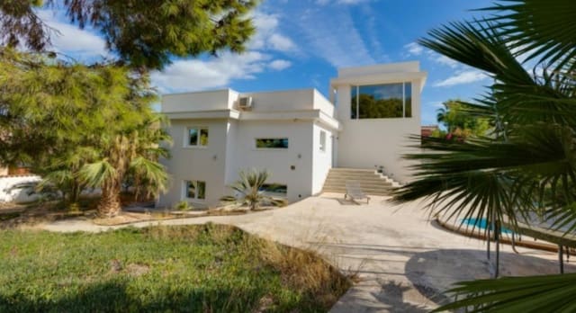 4 camera da letto Villa in vendita in Ciudad Quesada, Rojales con piscina - 549.000 € (Rif: 9377904)