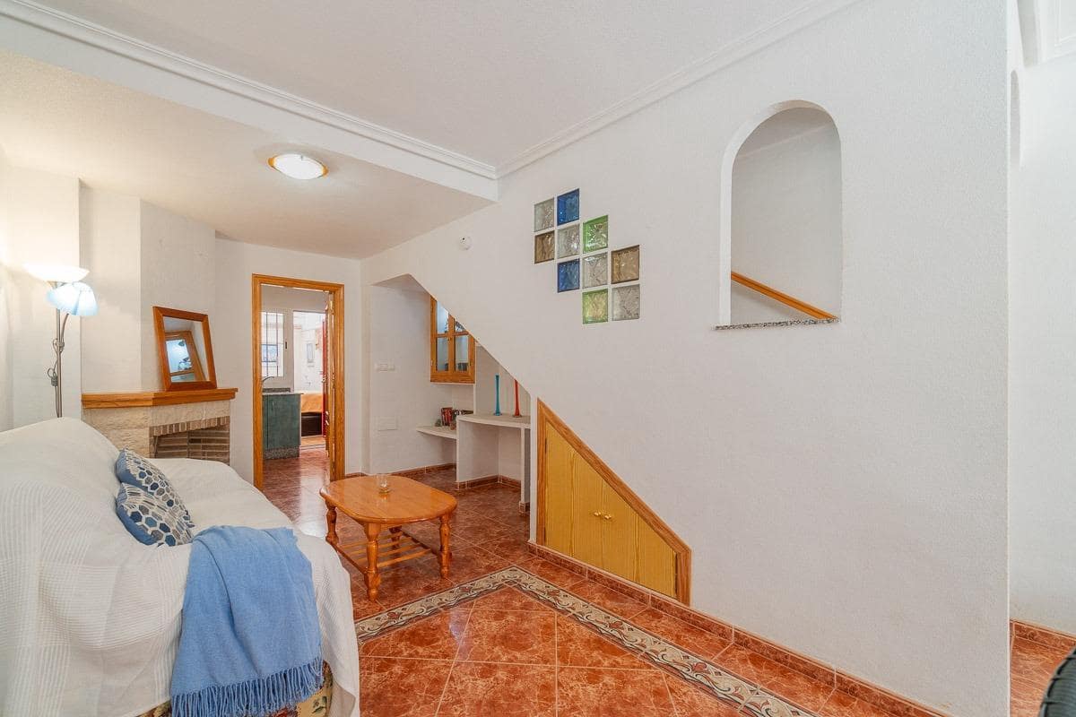 3 soverom Rekkehus til salgs i Playa Flamenca med svømmebasseng - € 169 000 (Ref: 9377905)