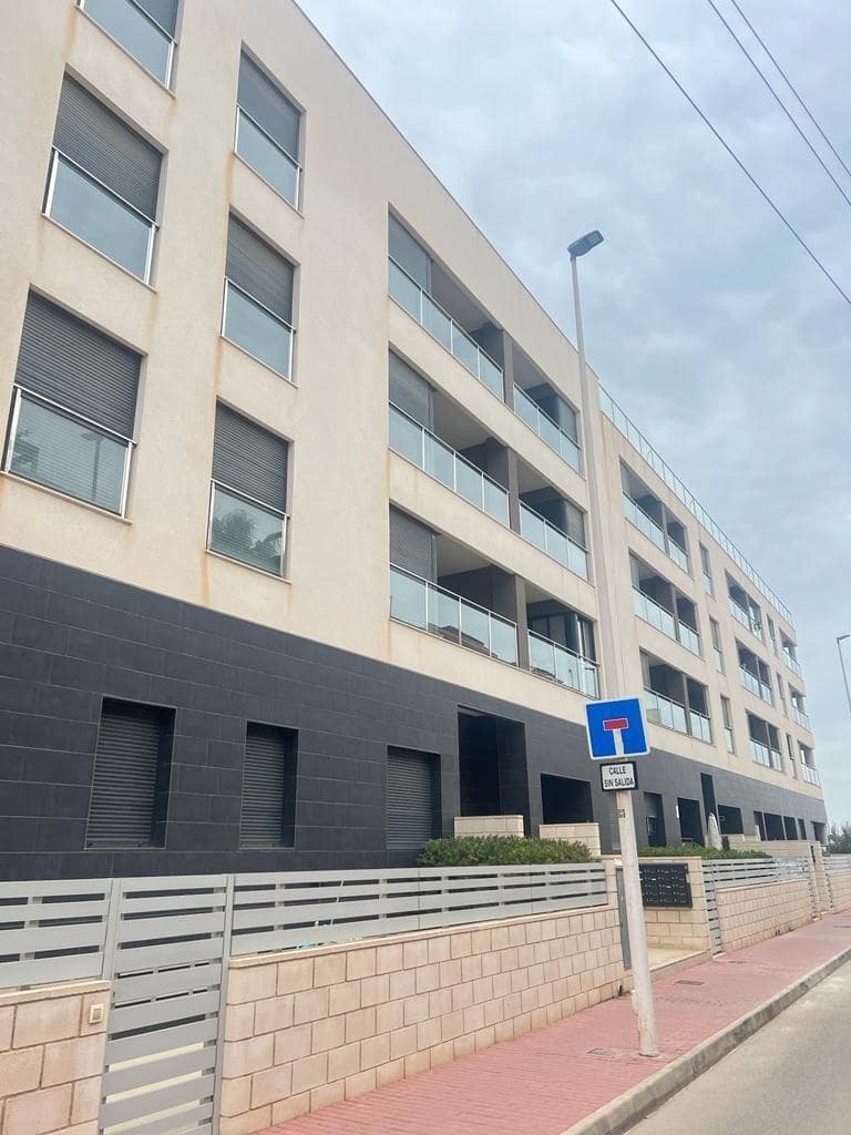 2 soverom Leilighet til salgs i Torrevieja med svømmebasseng - € 259 000 (Ref: 9377906)