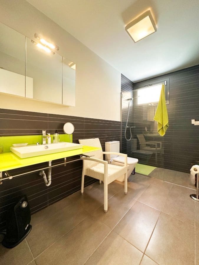 3 bedroom Villa for sale in Algorfa with pool - € 300,000 (Ref: 9377911)